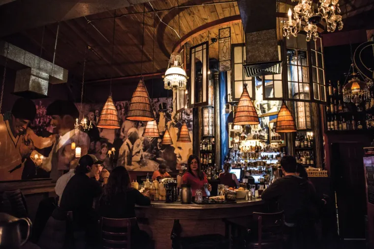 Unveiling Seattle's Hidden Gems: Secret Bars and Their Cool Entrances