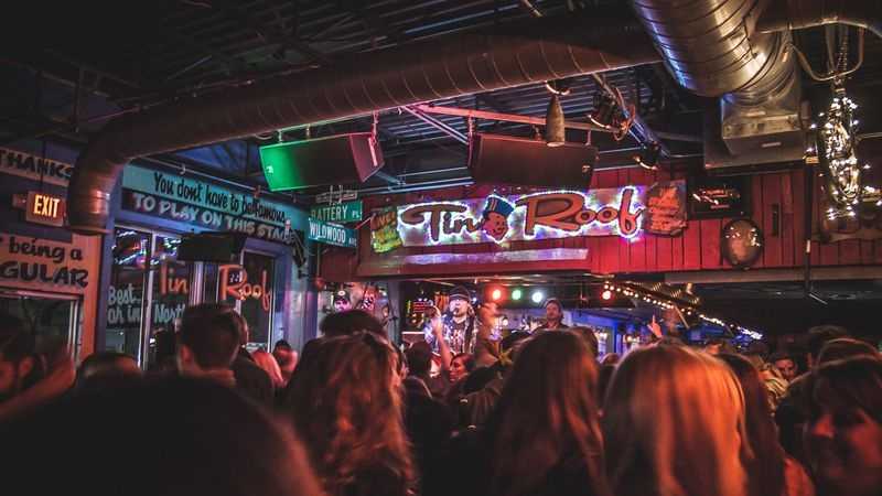 Hitting the Right Notes: Unveiling Orlando's Lively Music Venues