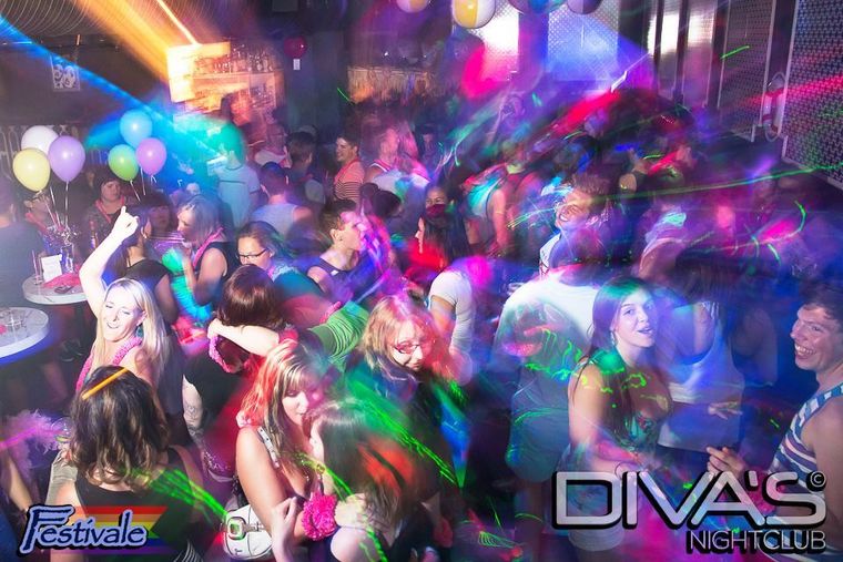 Saskatoon's Top LGBTQ+ Nightlife at Divas & PiNK Bar & Lounge